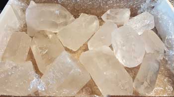 Flat of Rough Quartz Points (~3.0#)